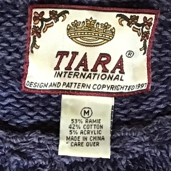Tiara International - Vintage Long Blue with Autumn Design Pullover Sweater - Picture 6 of 7